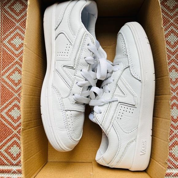 *SOLD* Vans Lowland CC - Picture 8 of 8